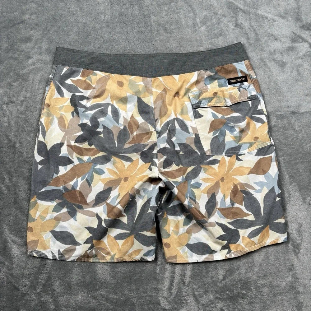 Quiksilver Men's Hemp Stretch Endless Trip 18